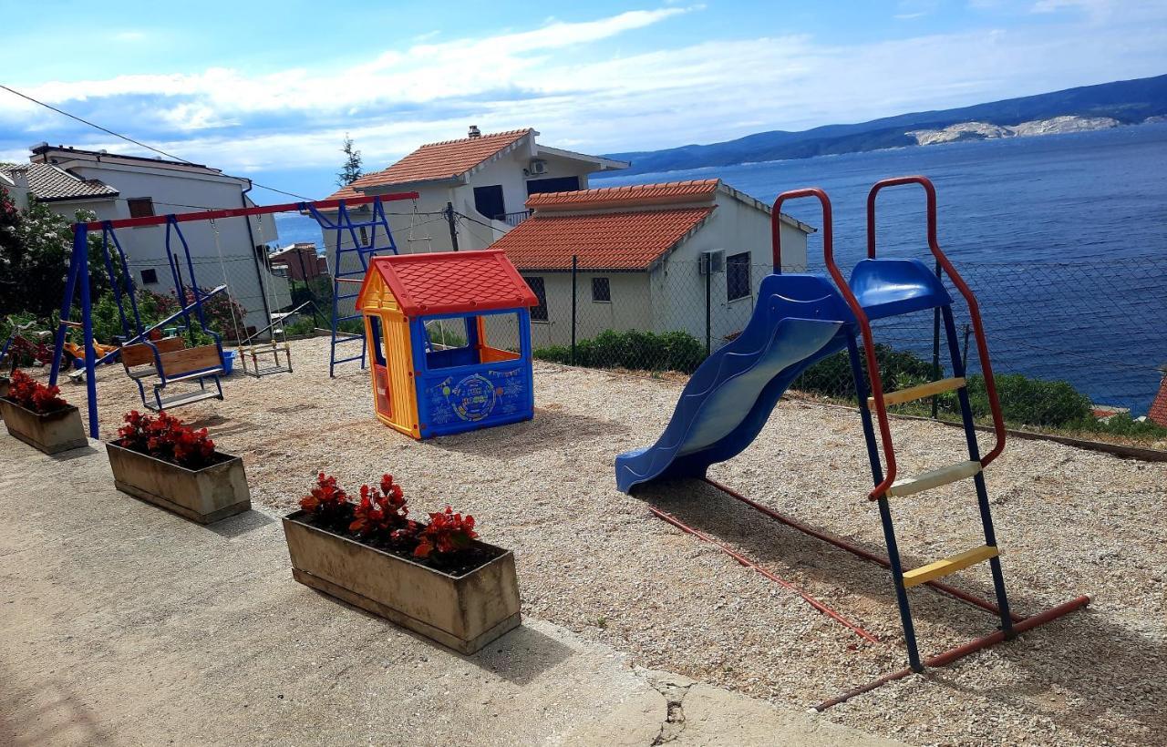 צלינה Apartments Juric מראה חיצוני תמונה