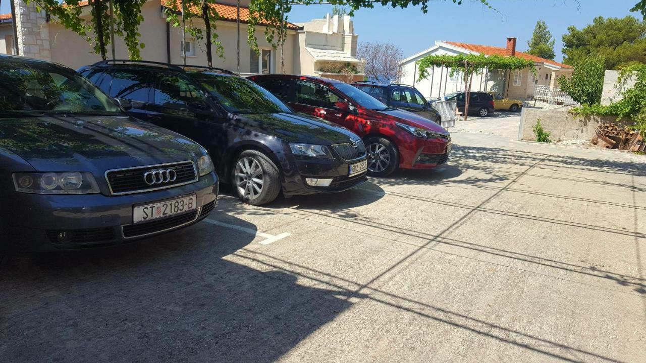צלינה Apartments Juric מראה חיצוני תמונה